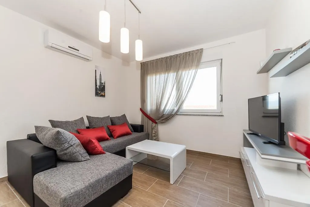 Apartments Kovacevic Vir