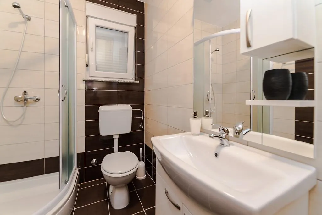 Apartments Kovacevic Vir
